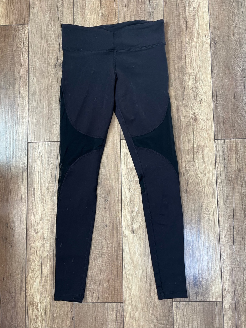 Alo Yoga Black Coast Stirrup Leggings Mesh Detail Activewear